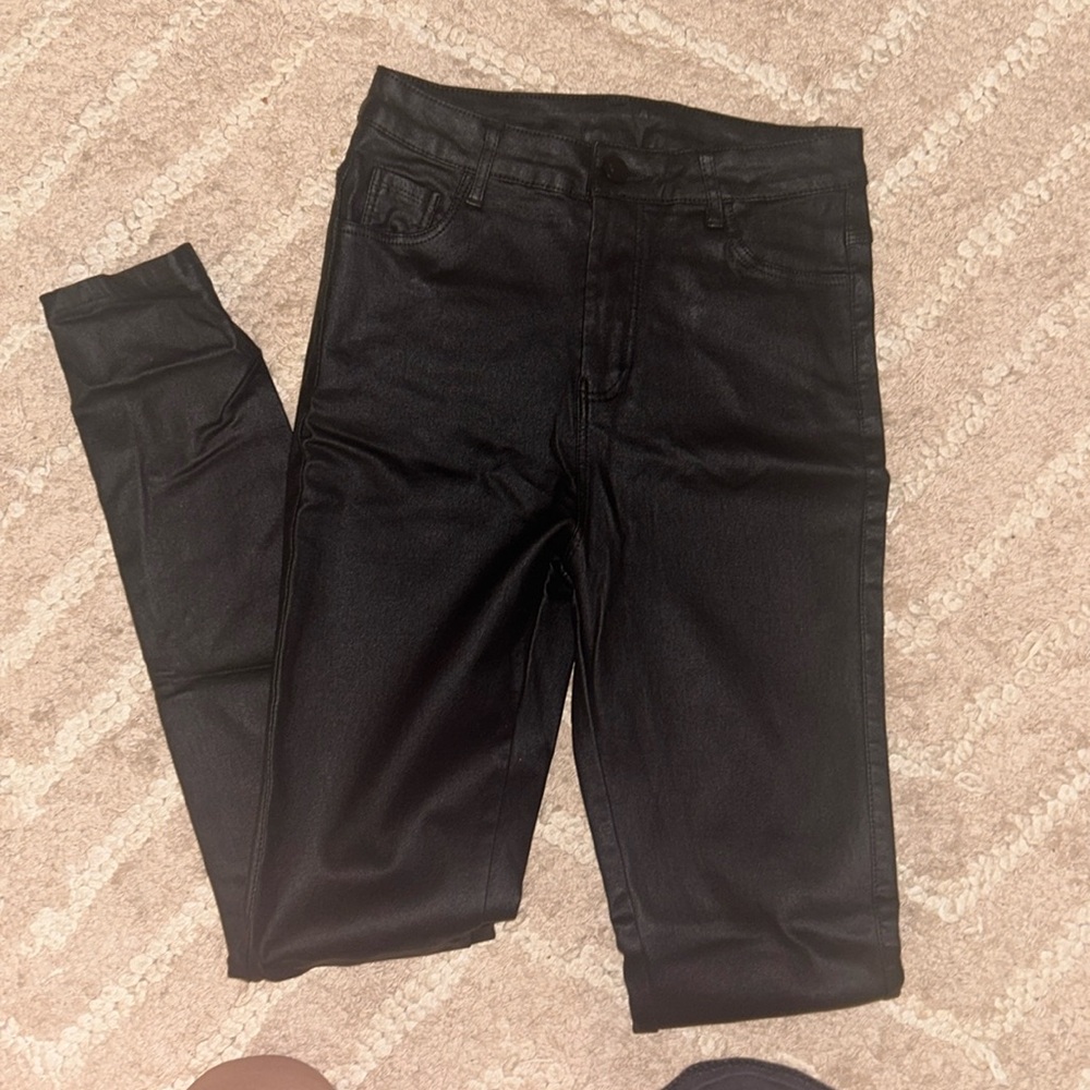 Black leather pants size XS
